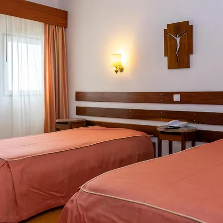 Hotel Irmas Dominicanas - By Flagworld 3*