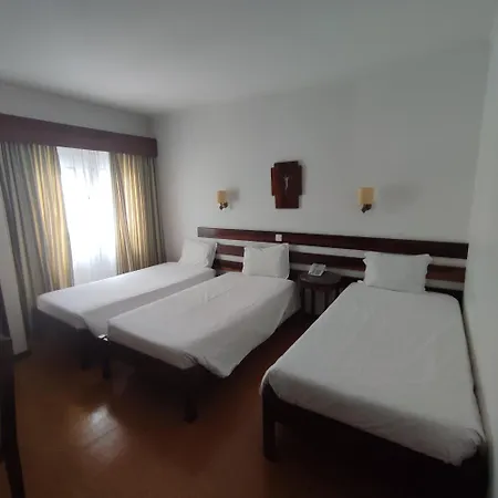 Hotel Irmas Dominicanas - By Flagworld Fátima