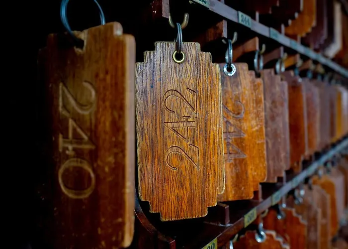 Irmas Dominicanas - By Flagworld 3*